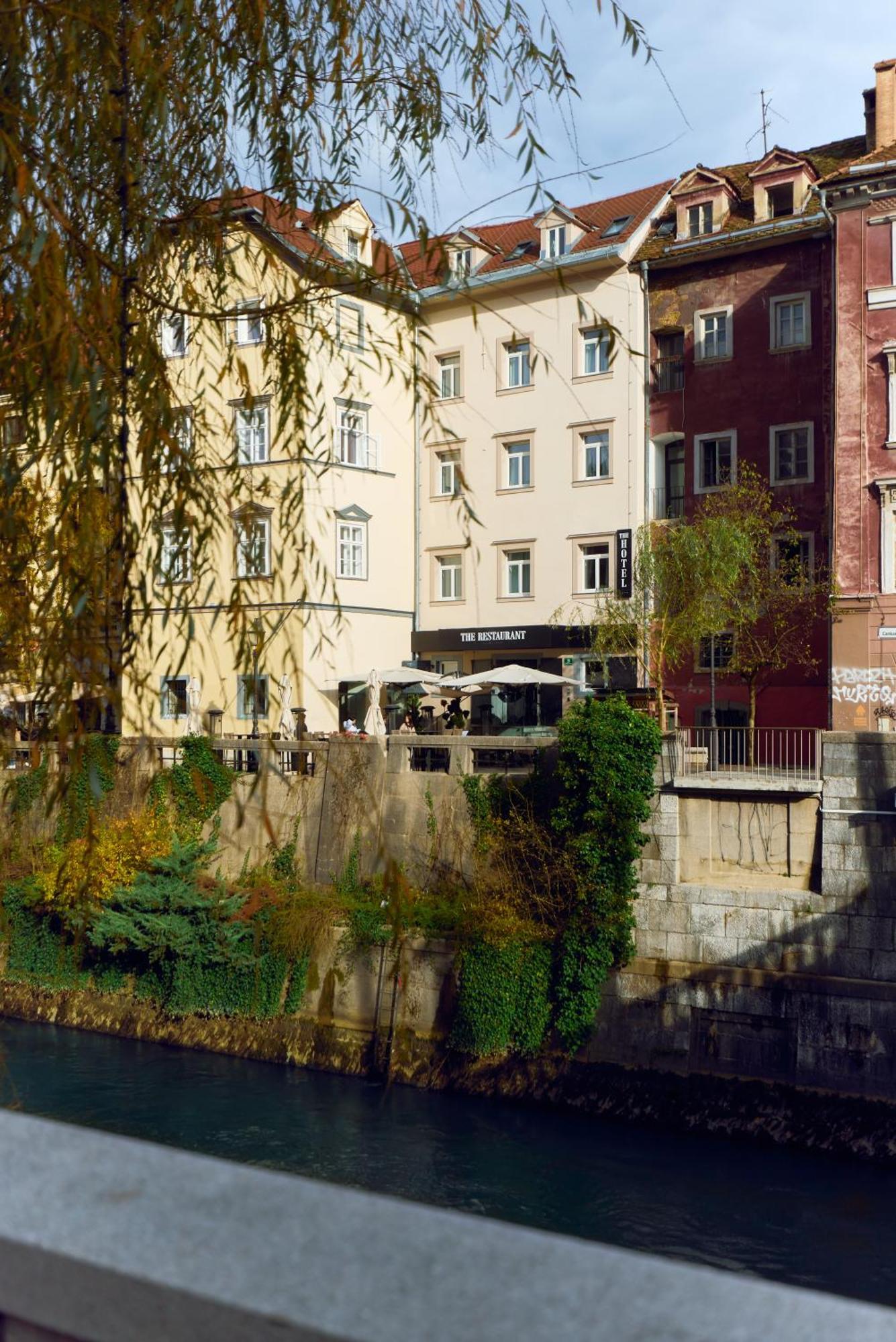 The Hotel Ljubljana Luaran gambar